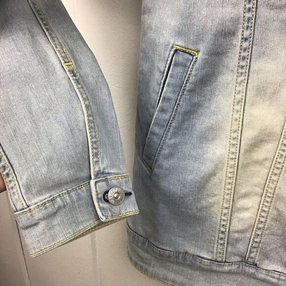 LulaRoe Denim Jacket Jaxon Longer Distressed Bleached Jean Jacket, Size Medium‎ - Picture 5 of 8